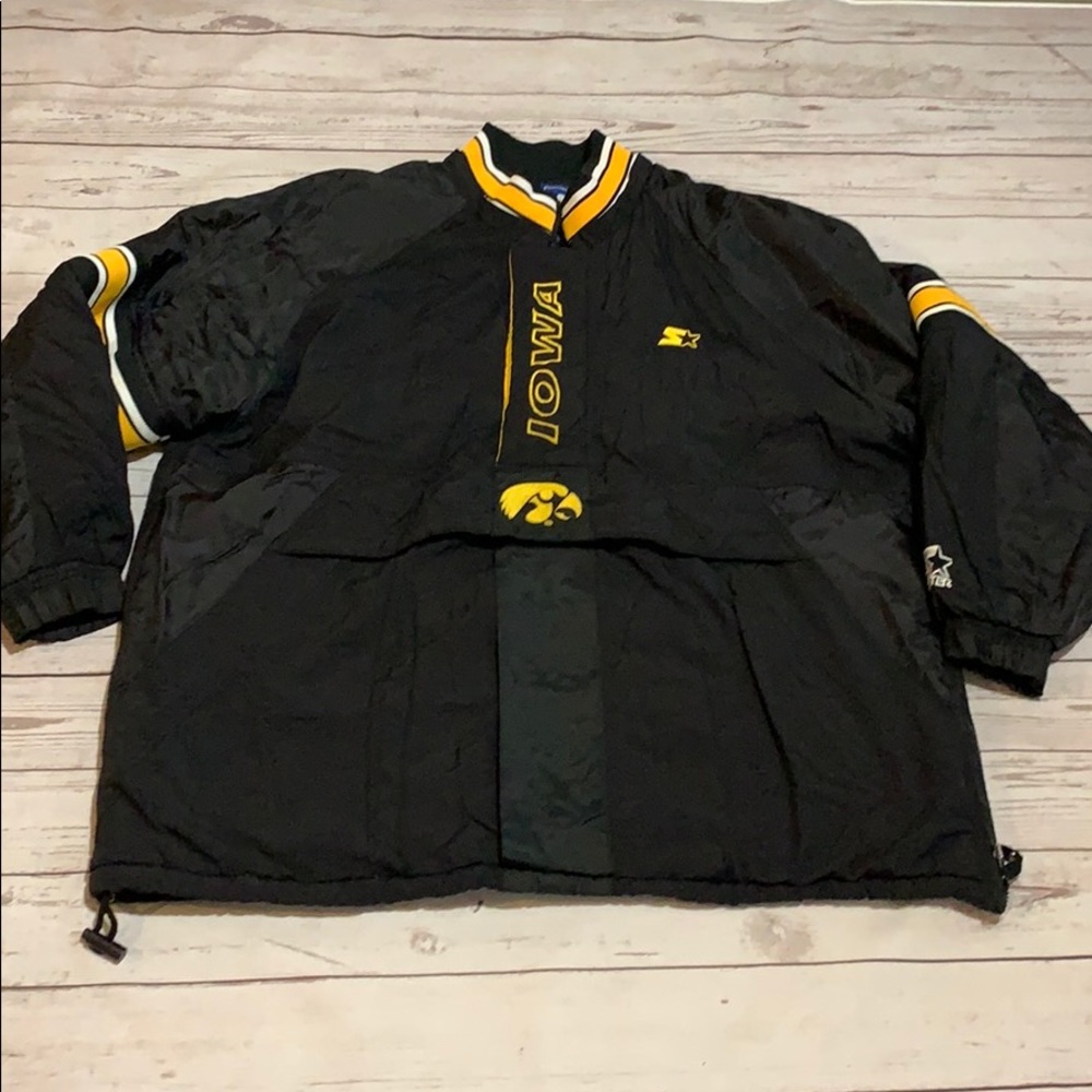 Men’s Iowa Hawkeye starter jacket 2XL